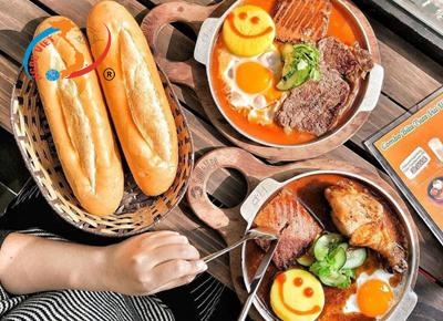 Bánh mì chảo: Món ăn yêu thích của du khách tại Hà Nội